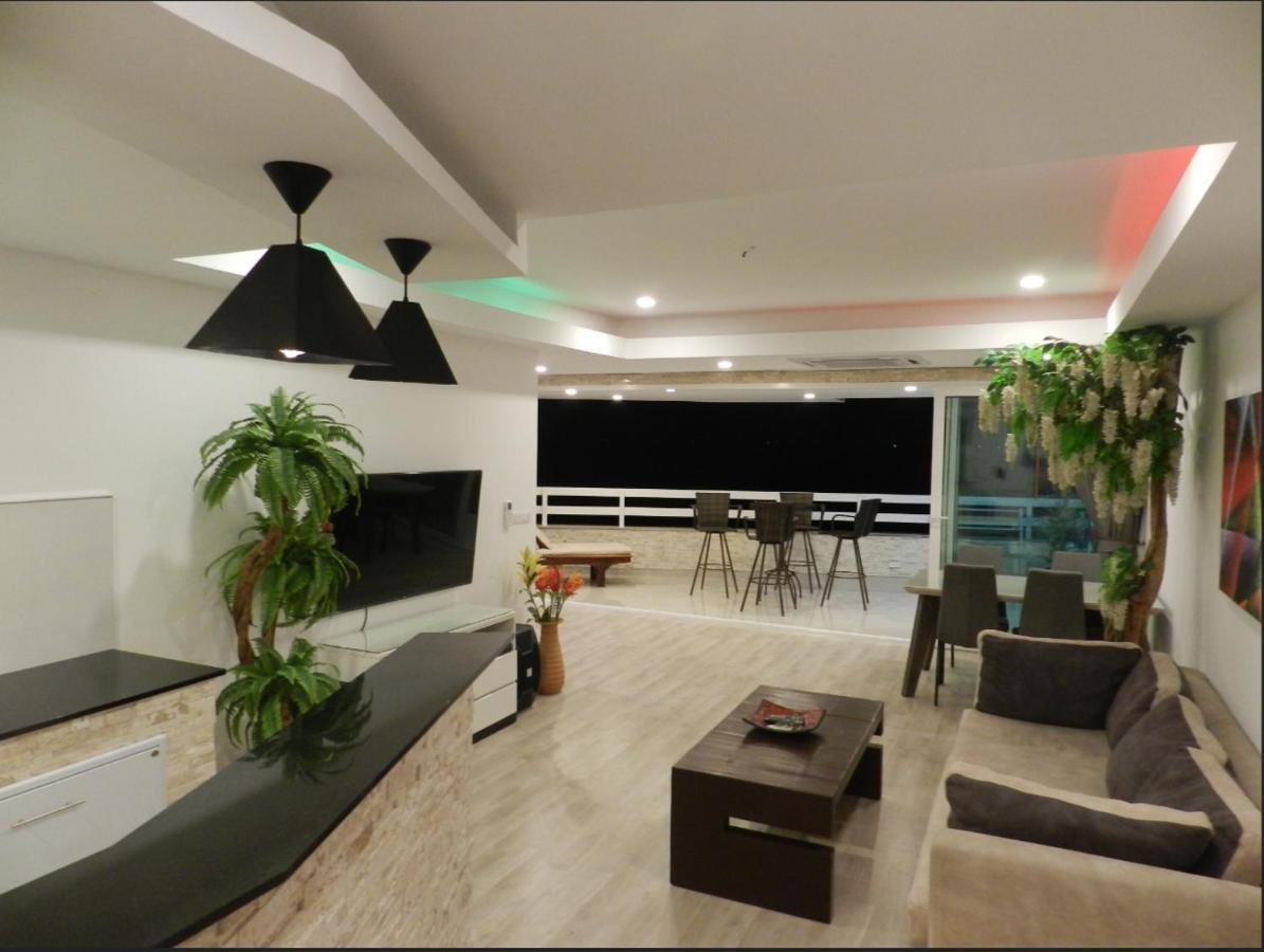 Jomtien Plaza Condotel Kültér fotó
